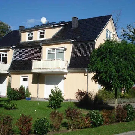 Haus Bernstein 7 * Graal-Mueritz